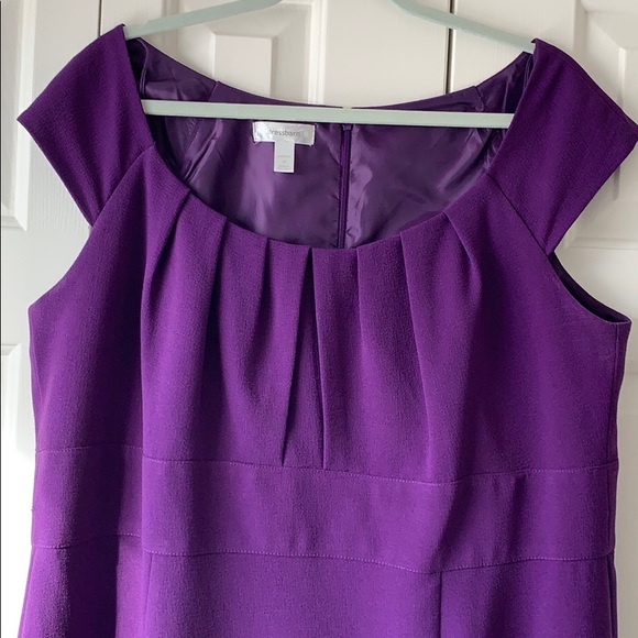 Dress Barn Dresses & Skirts - EUC purple Dress Barn cap-sleeve sheath dress